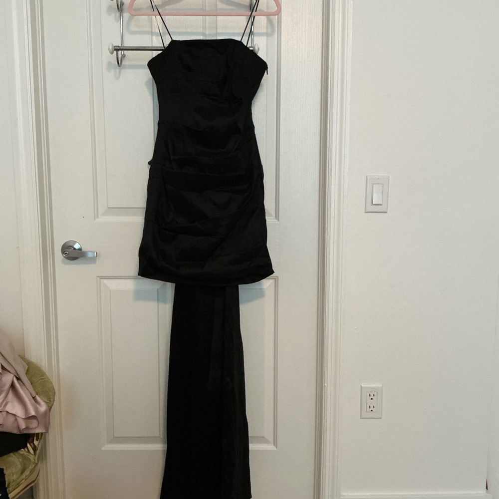 Elegant Black Evening Dress